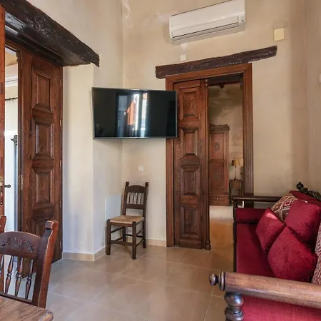 Vigdini Traditional House Holiday home Karoti (Crete)