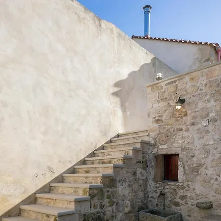 Holiday home Vigdini Traditional House *